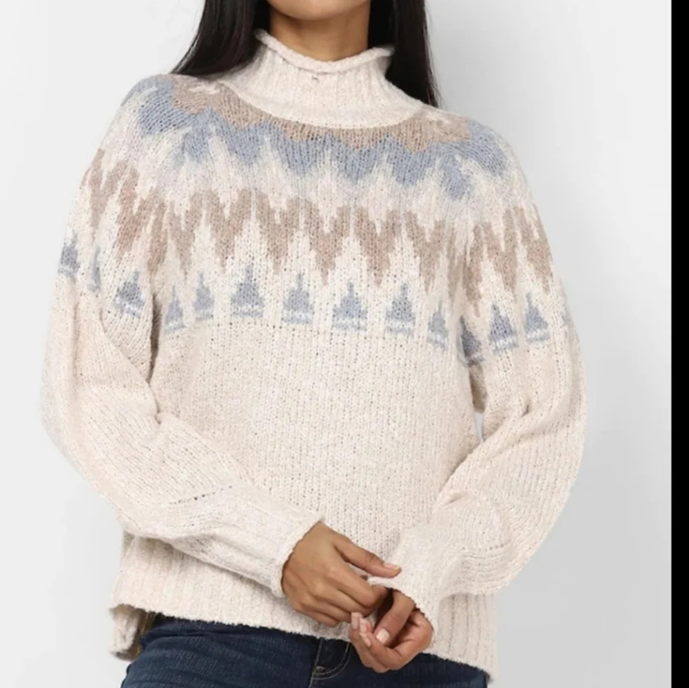 American Eagle Fairisle Cream Blue Mockneck Sweater Women's Size XLarge